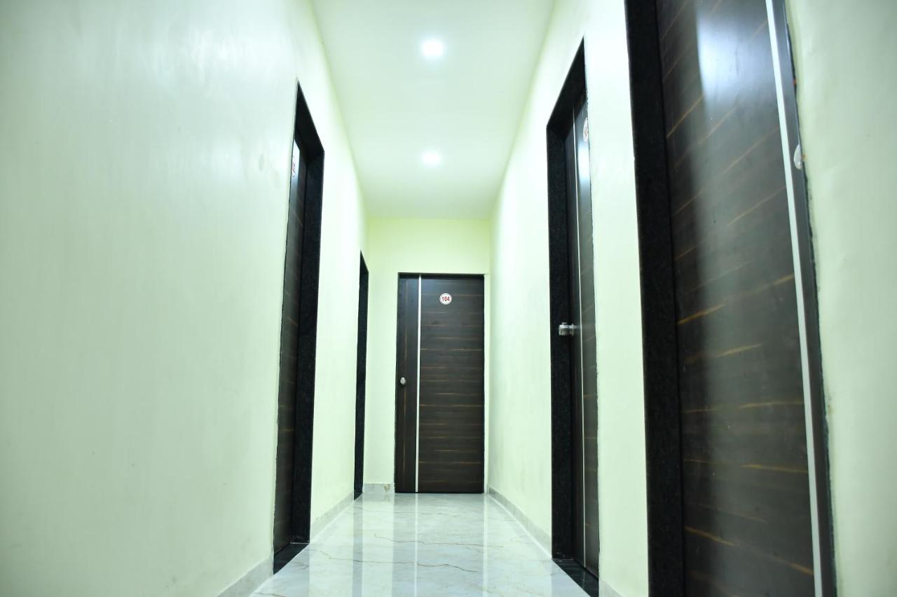 Hotel Kalika Residency Akalkot Экстерьер фото