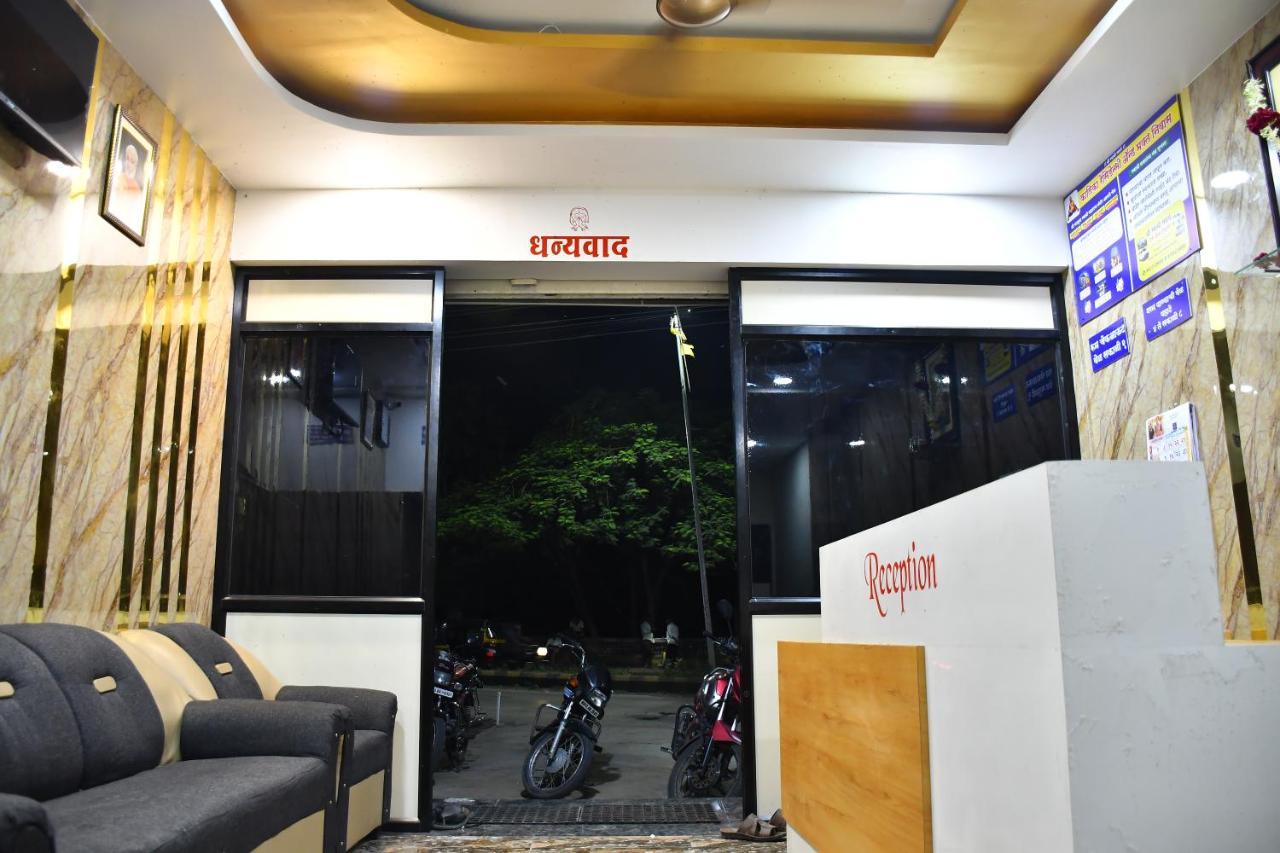 Hotel Kalika Residency Akalkot Экстерьер фото